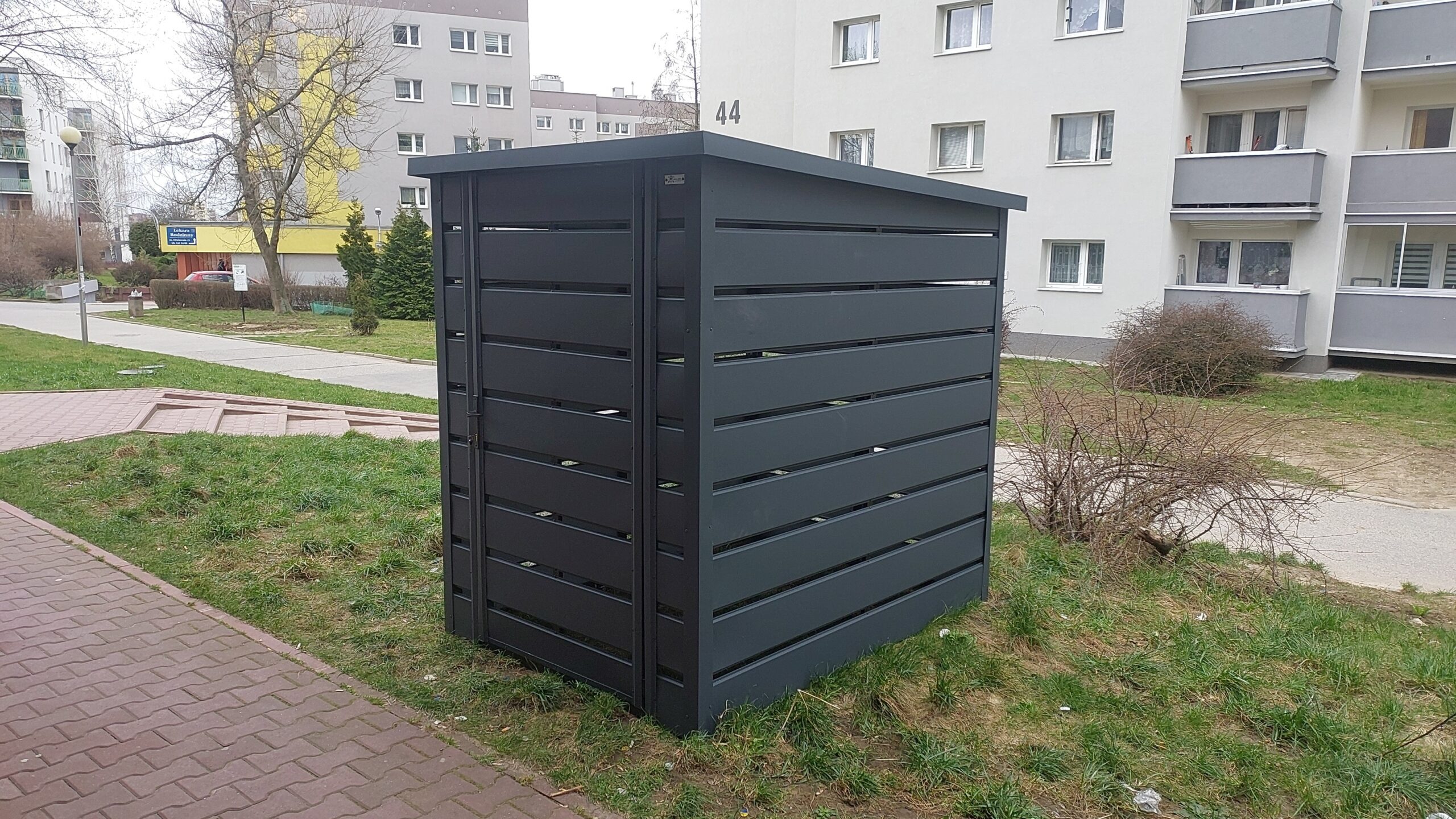 Wiata śmietnikowa 1,5m x 2m