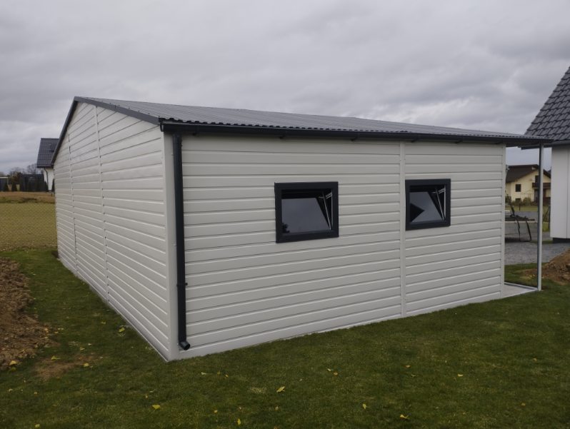 Garaż blaszany 9m x 6m - obrazek 3