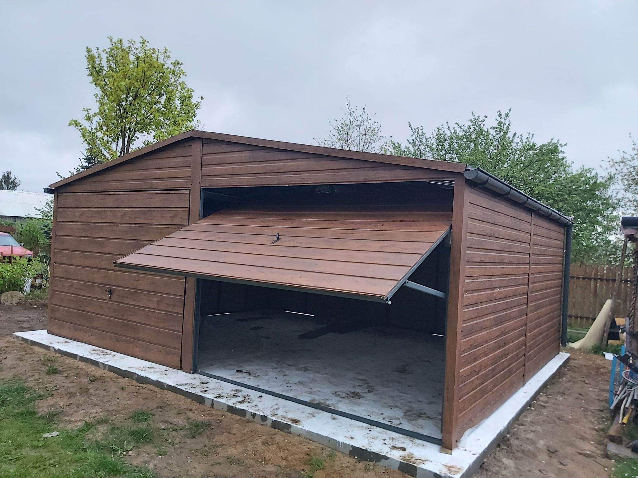 Garaż blaszany 6m x 6m