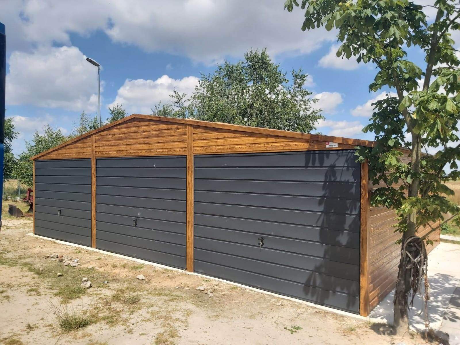 Garaż blaszany 9m x 6m